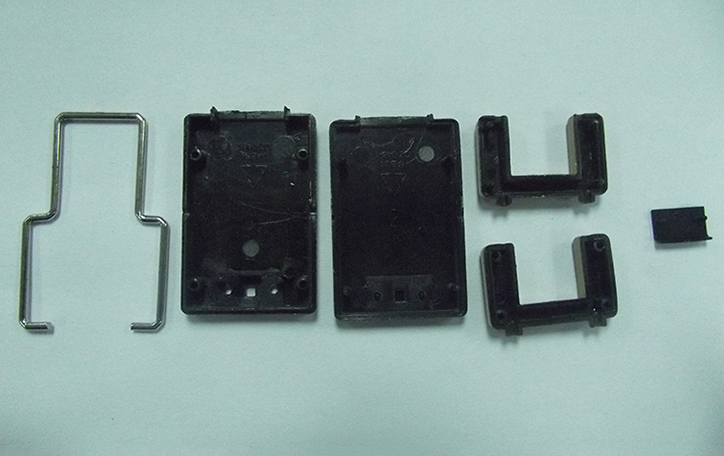 機(jī)器人U盤外殼注塑加工案例U48 u盤外殼加工廠