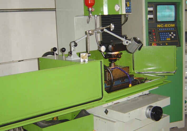 模具加工 模具加工