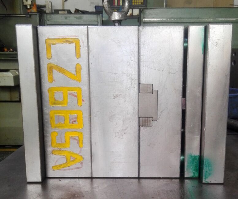 注塑模具 注塑模具