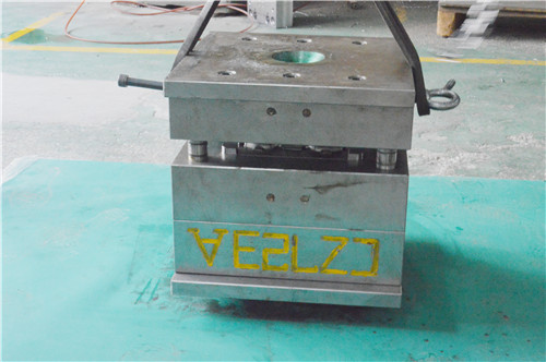 專業(yè)注塑模具廠家 專業(yè)注塑模具廠家