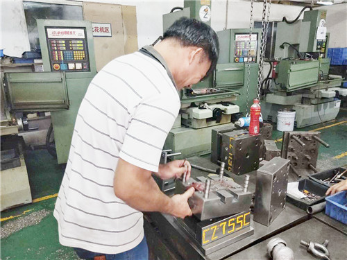 注塑模具企業(yè) 注塑模具企業(yè)